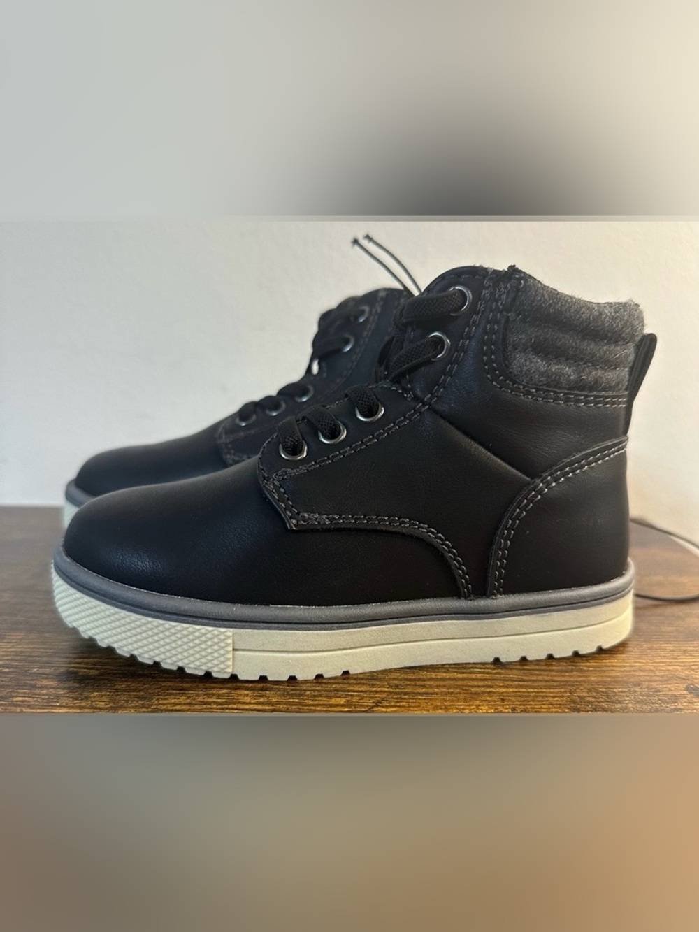 Thereabouts Toddler Boys Lil Connor Black Boots NWT Size 6 toddler